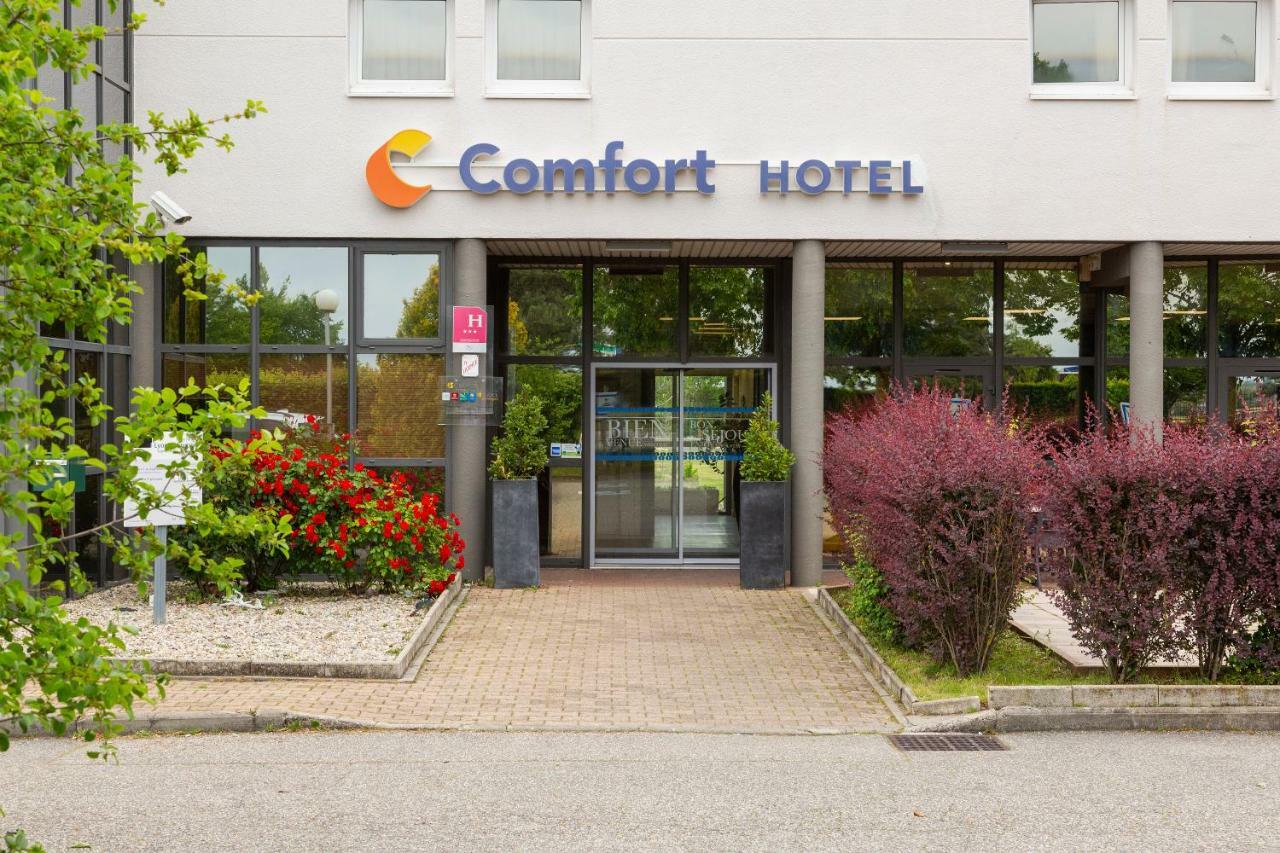 Comfort Hotel Aeroport Lyon St Exupery Colombier-Saugnieu Dış mekan fotoğraf