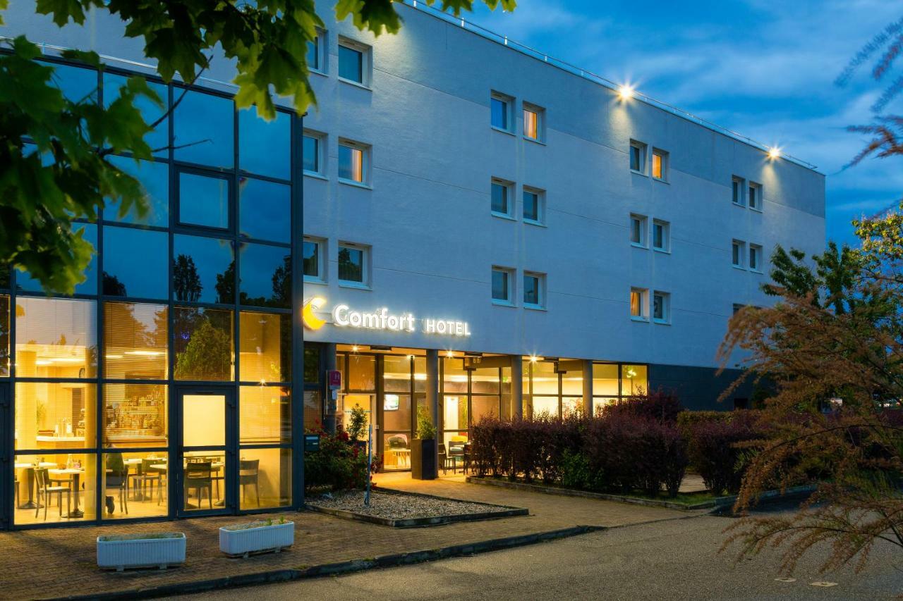 Comfort Hotel Aeroport Lyon St Exupery Colombier-Saugnieu Dış mekan fotoğraf